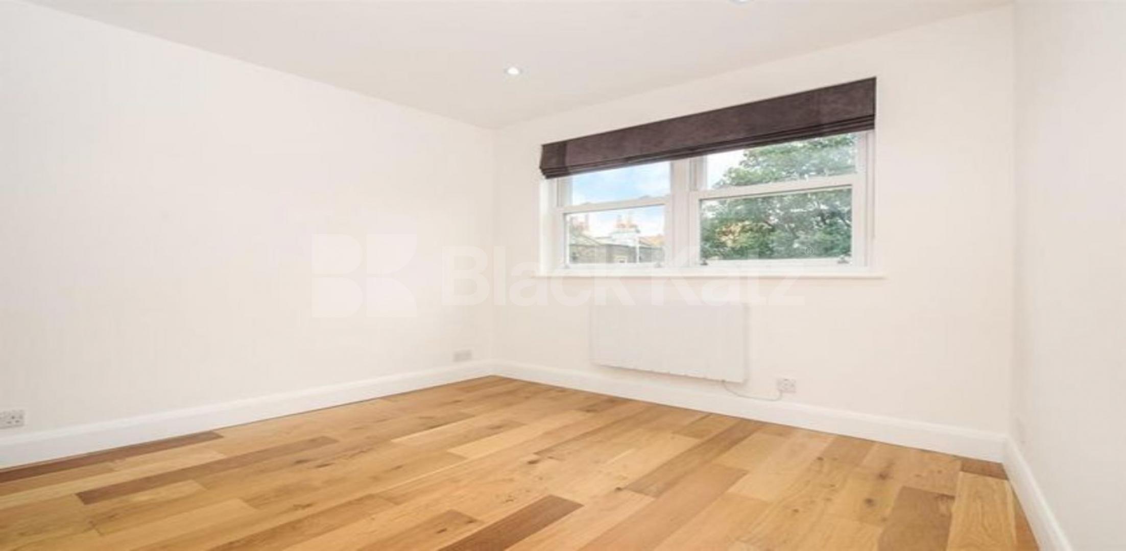			1 Bedroom, 1 bath, 1 reception Apartment			 Kings Cross Road, KINGS CROSS WC1X 